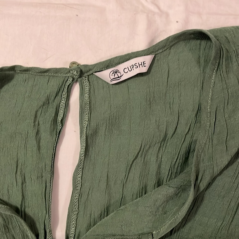 Romper - Picture 2 of 3